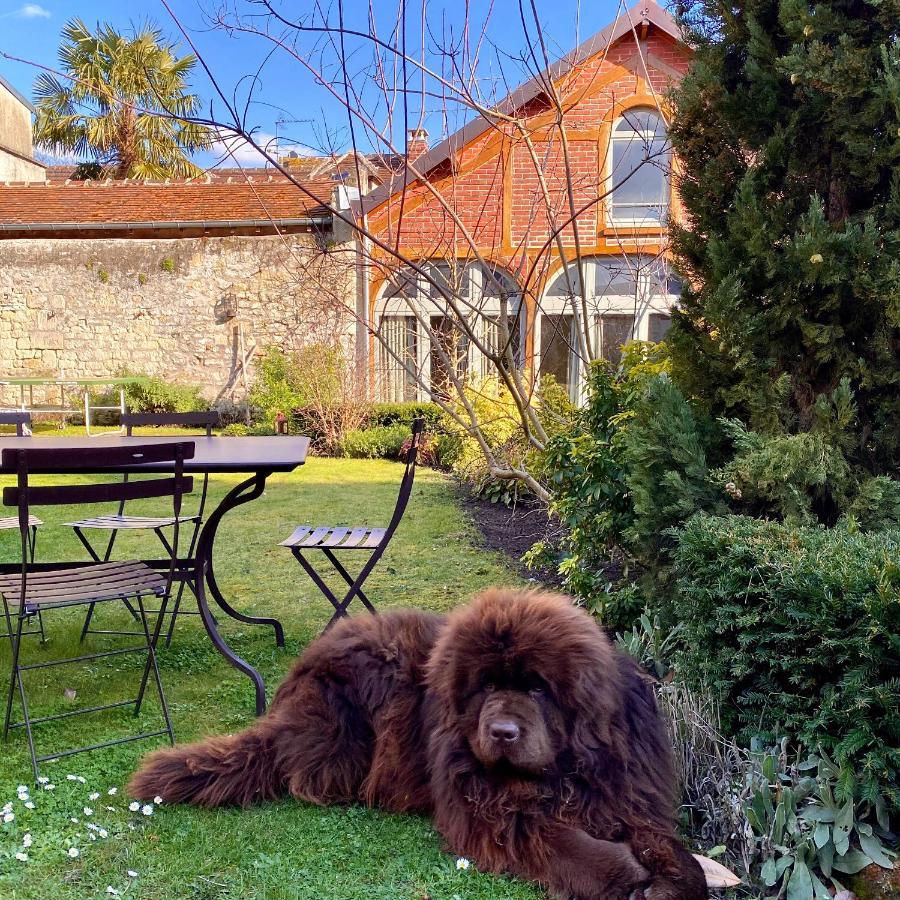 Fab House - Les Maisons Fabuleuses Hotel Санлис Екстериор снимка